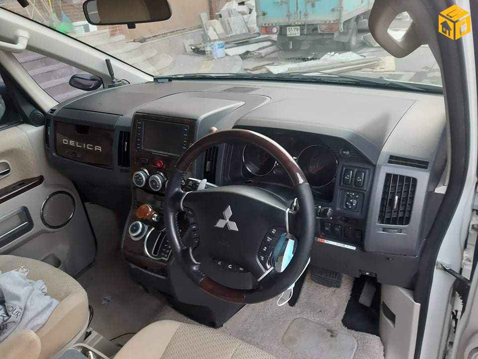 Mitsubishi Delica