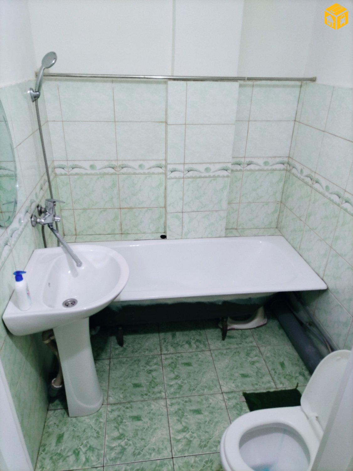 Орон сууц зарна 1 өрөө