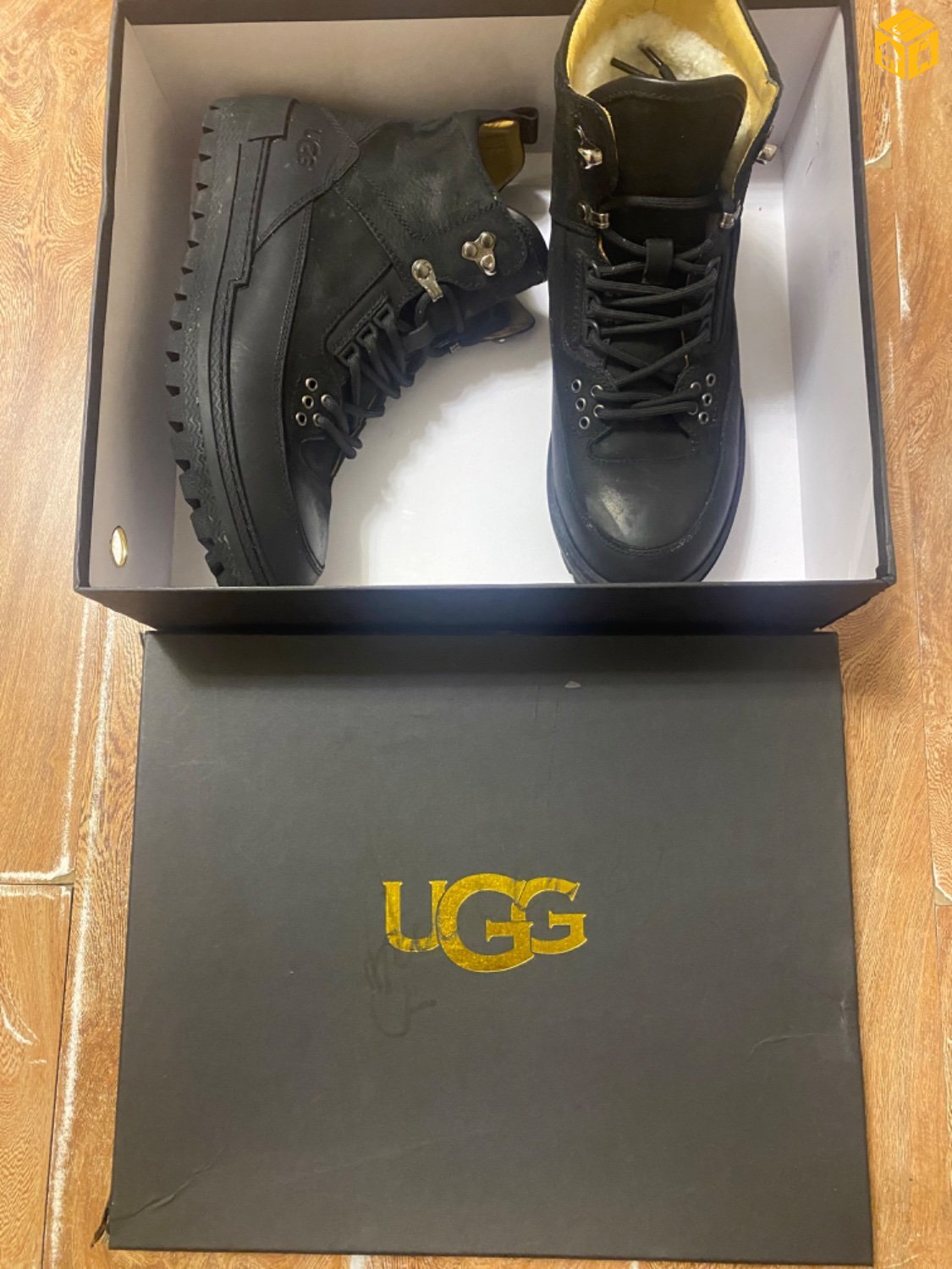UGG нэхий дотортой өвлийн гутал