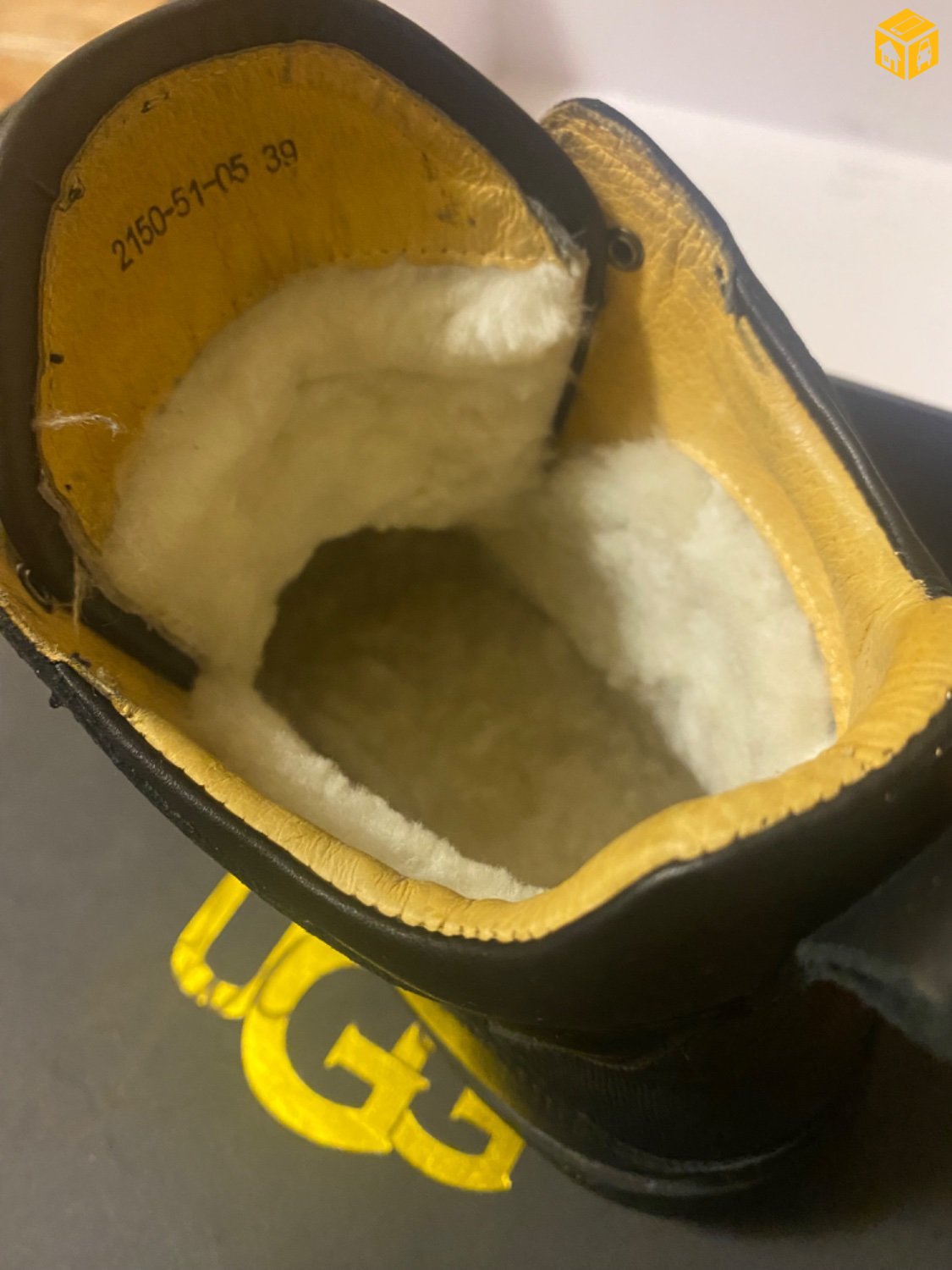 UGG нэхий дотортой өвлийн гутал