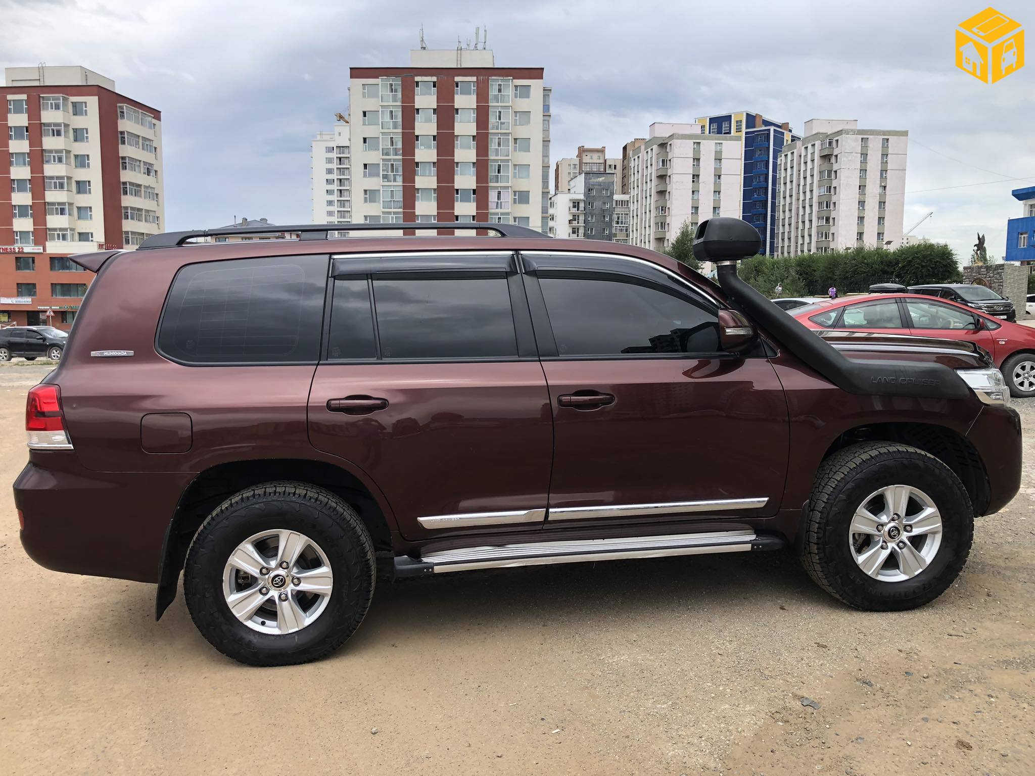 Toyota Landcruiser 200