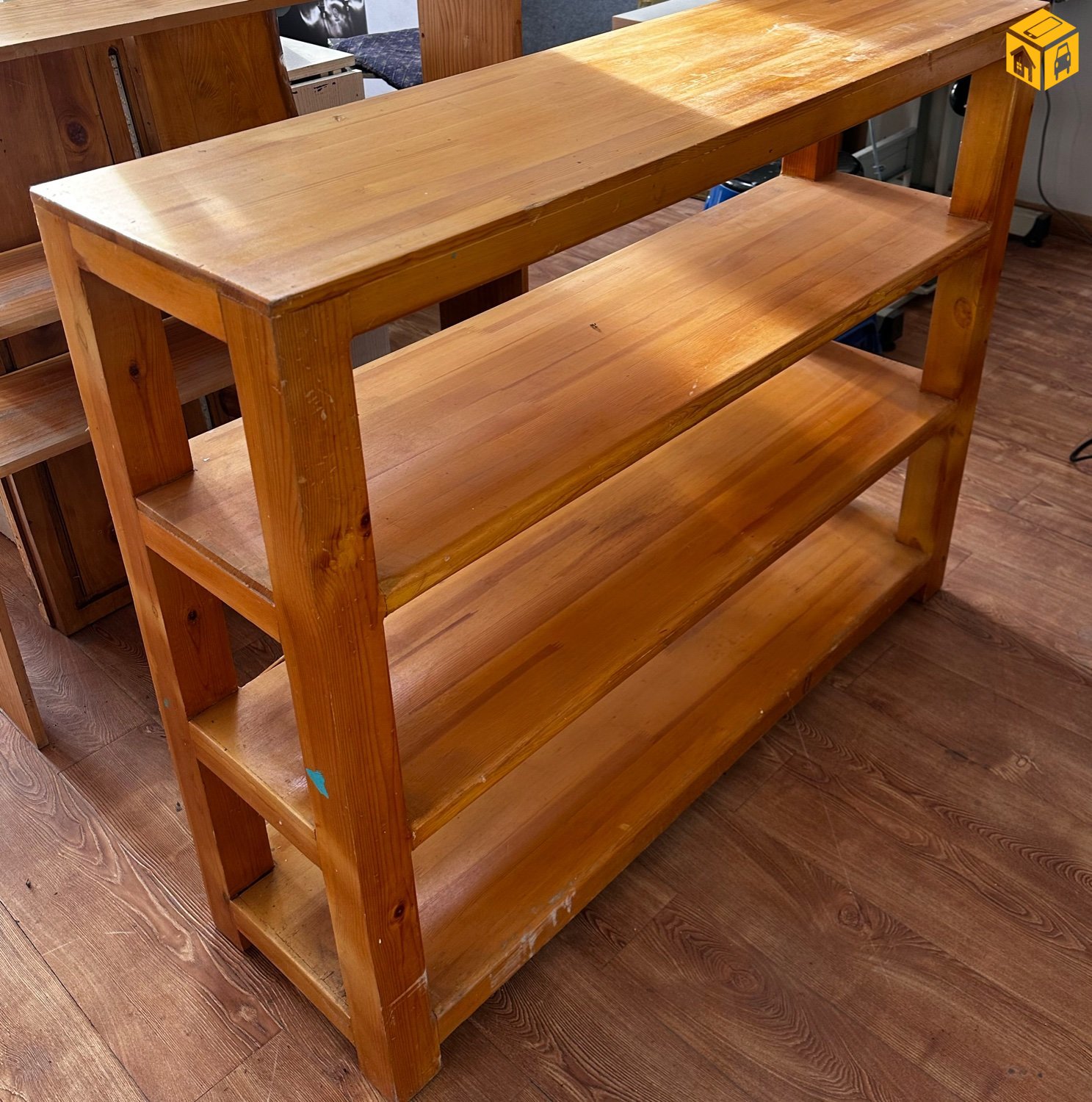 Цэвэр модон тавиур