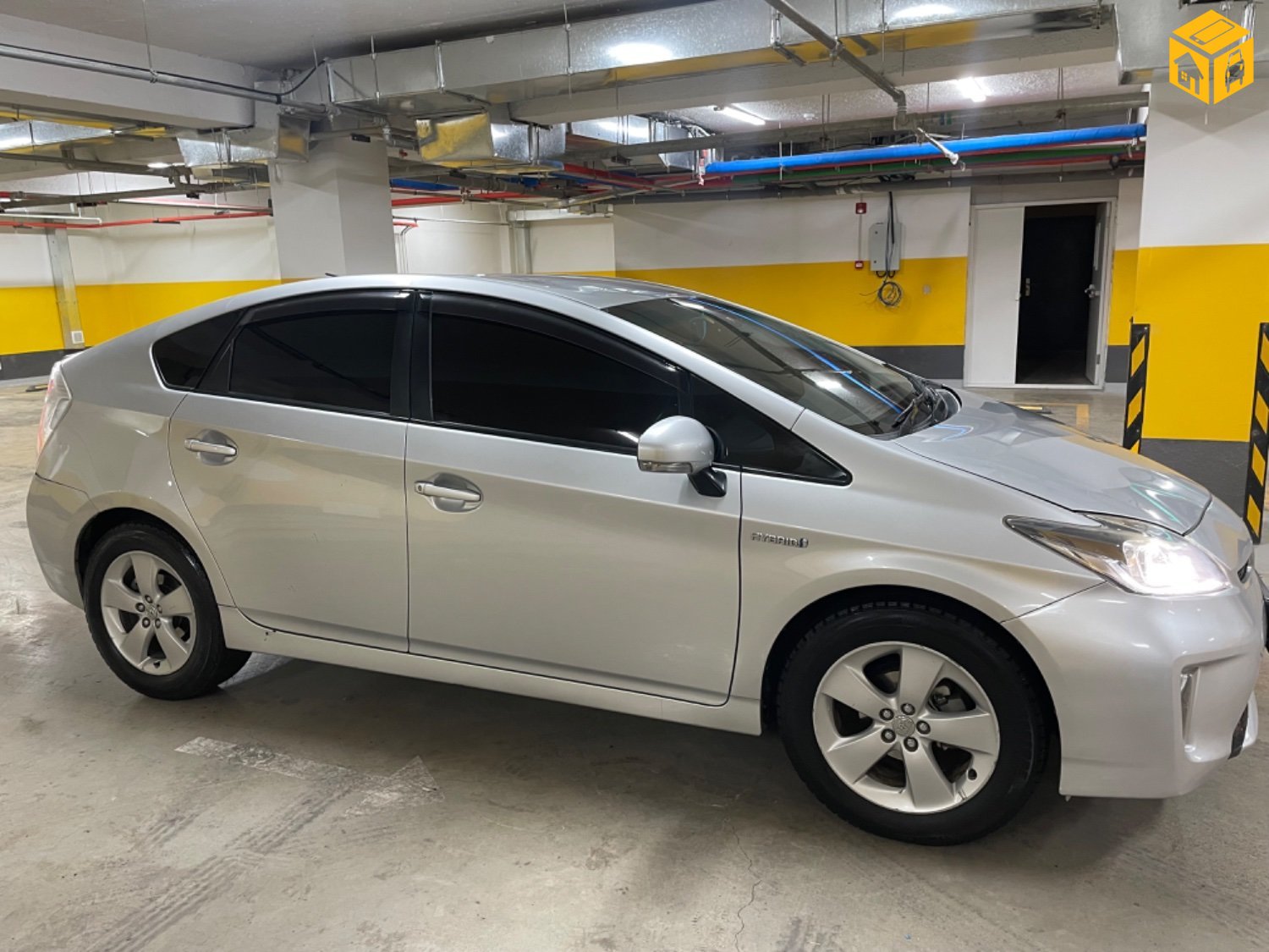 Toyota Prius 30