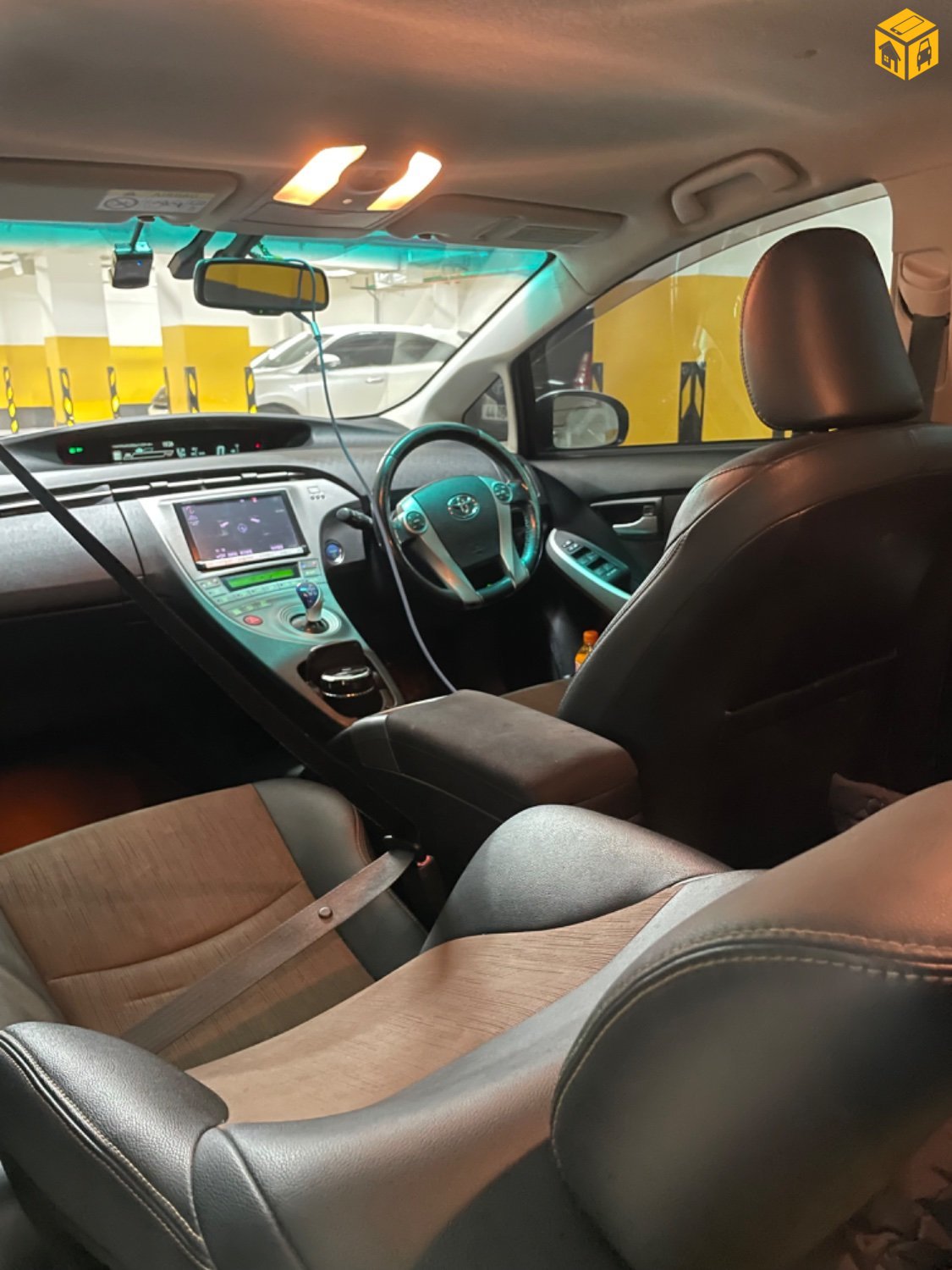 Toyota Prius 30