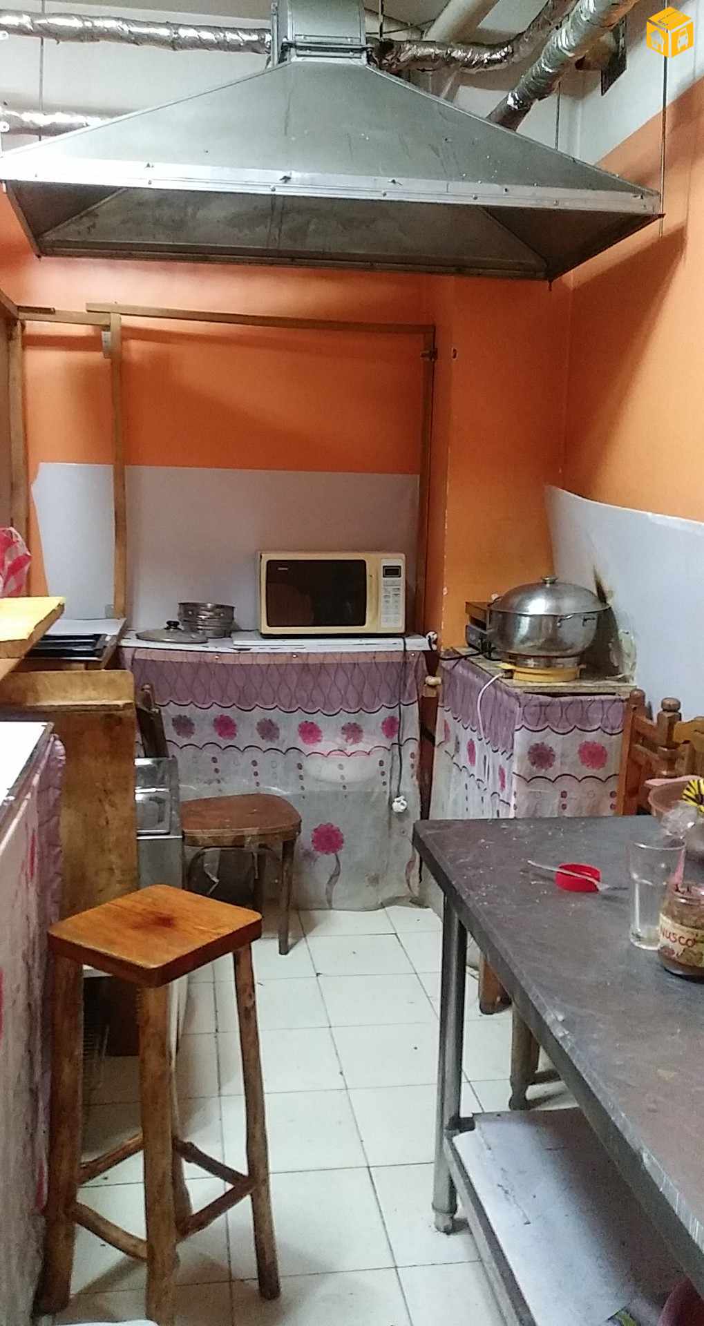 Үл хөдлөх зарна 00-н өрөө, подвал