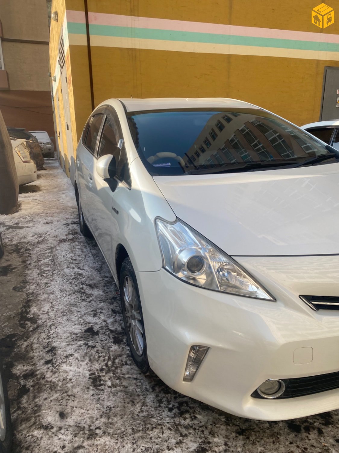 Toyota Prius 40. 41