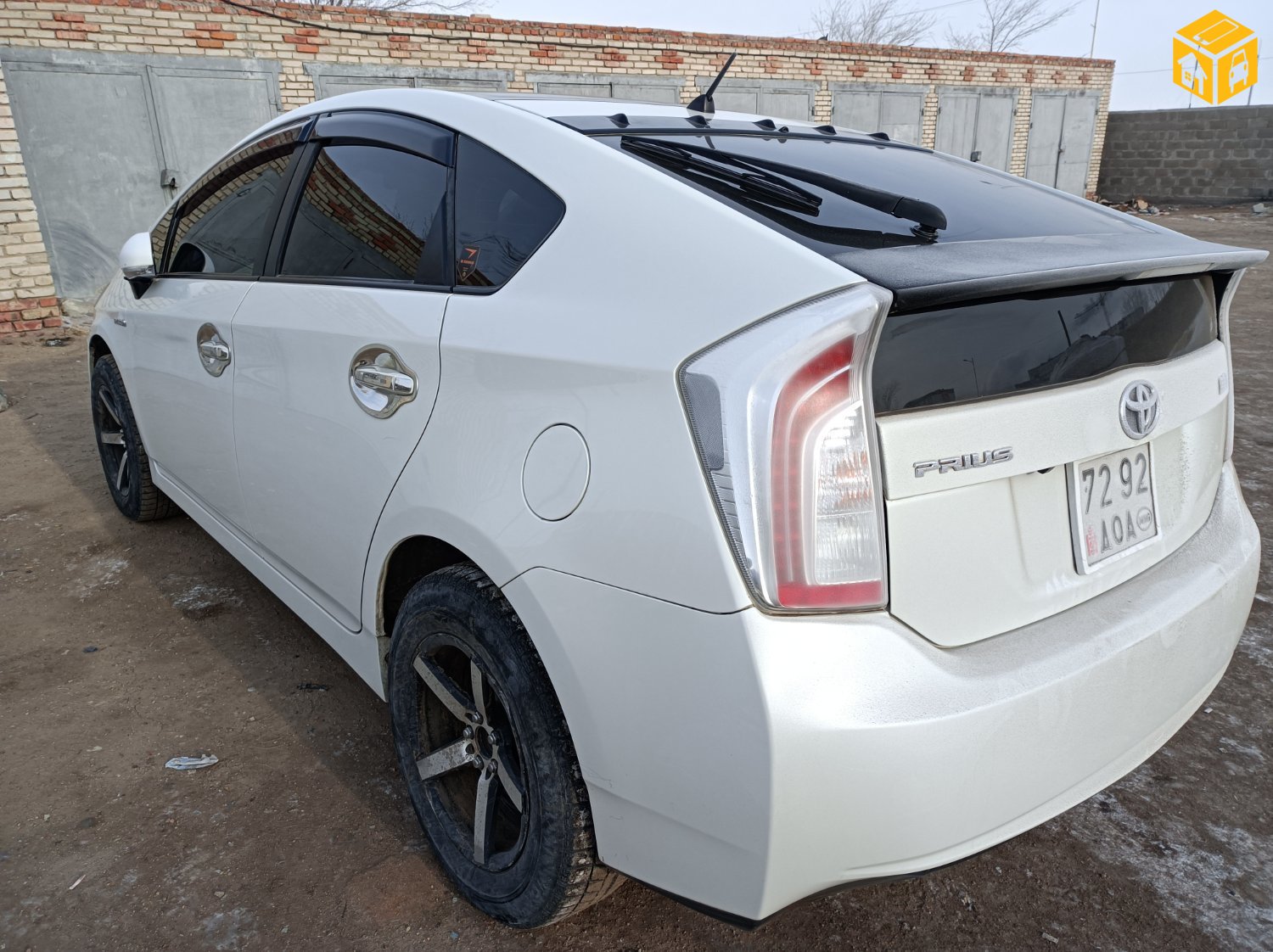 Toyota Prius 30