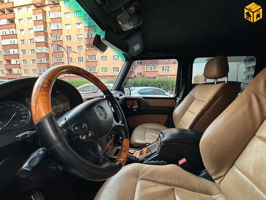 Mercedes-Benz G-Class