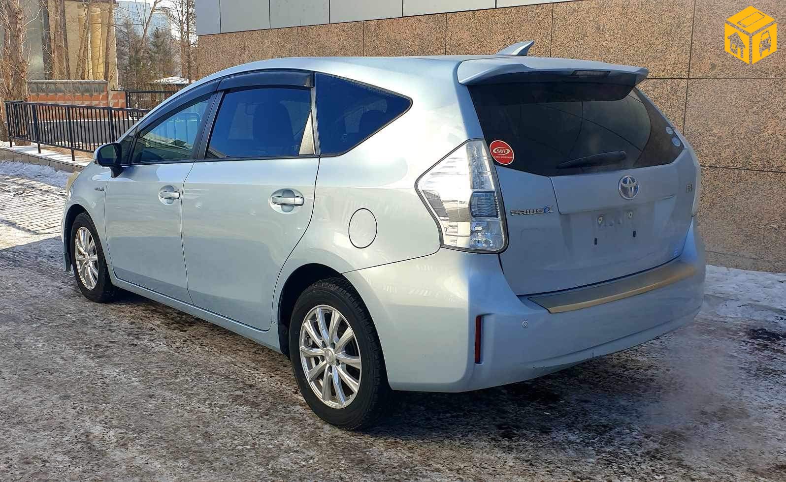 Toyota Prius 40. 41