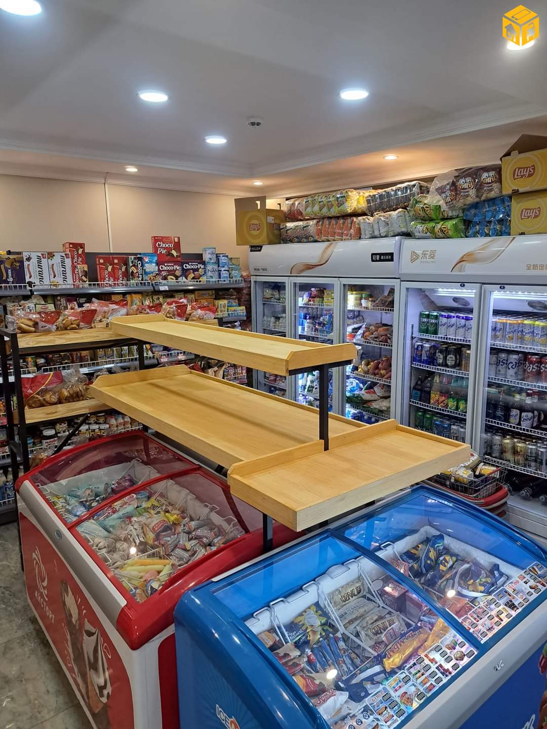 Усны тавиур, Хөлдөөгчний тавиур