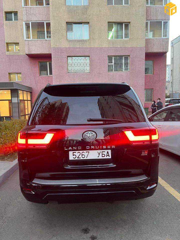 Toyota Landcruiser 200