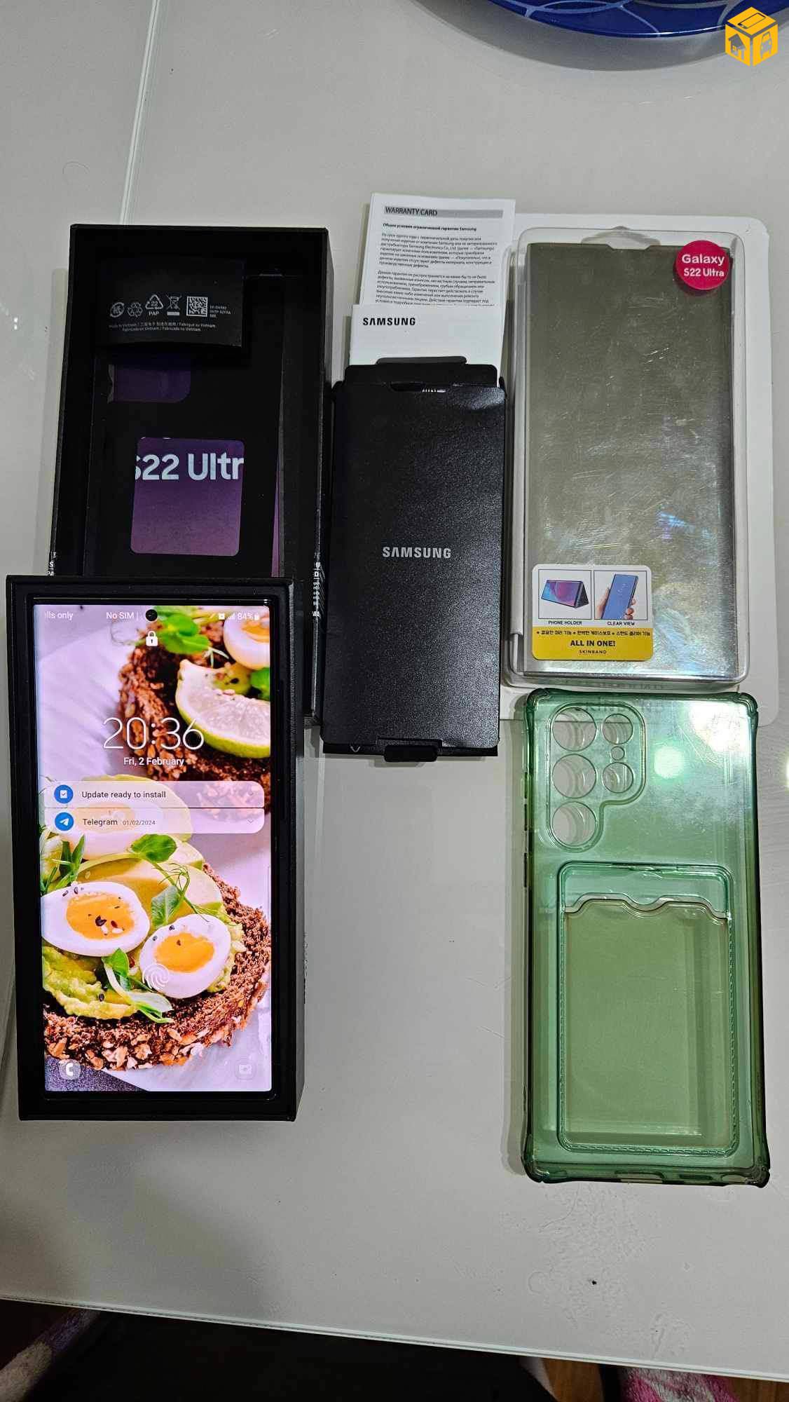 S 22 ultra зарна.