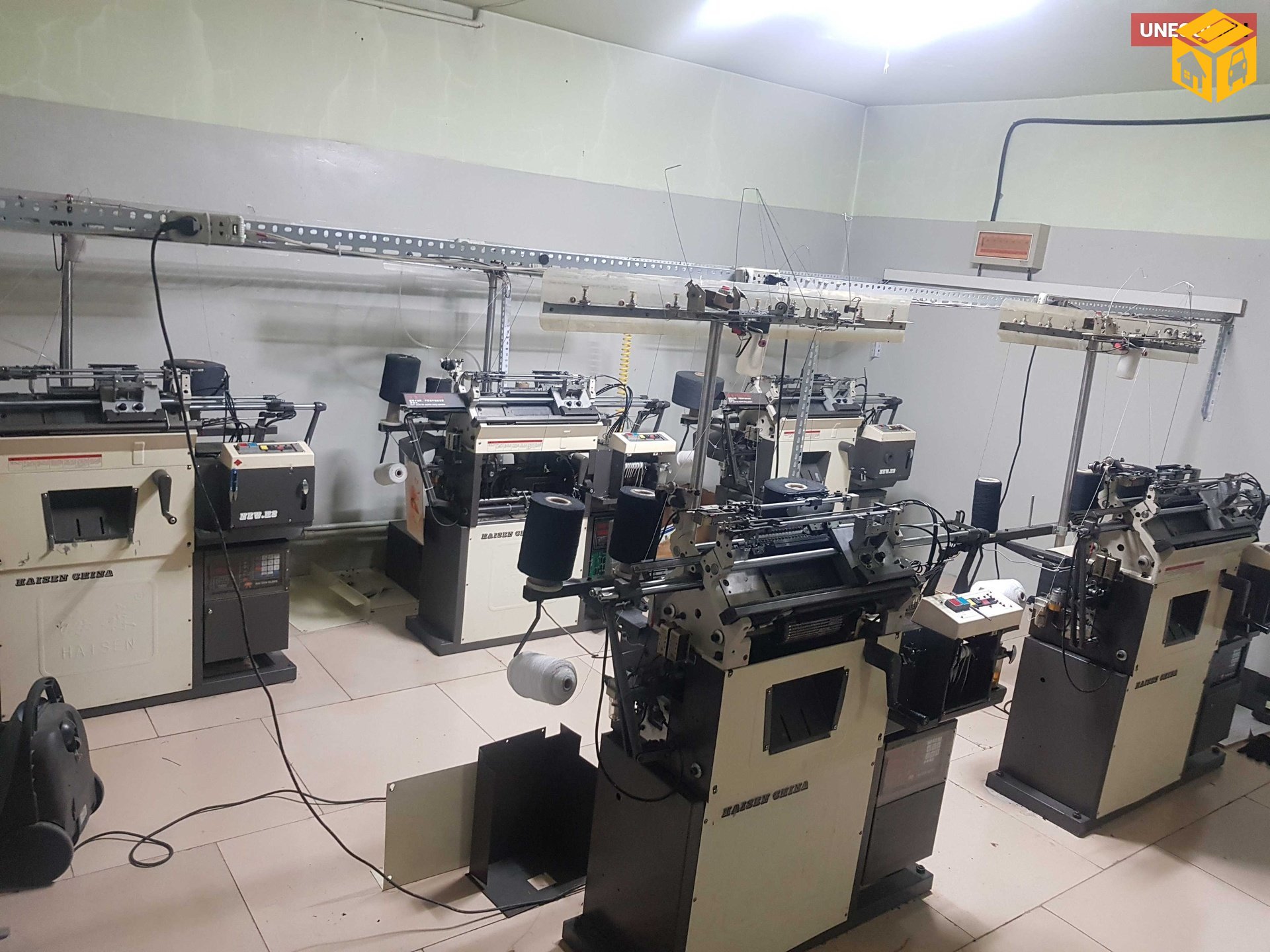 Ажлын бээлийний үйлдвэр зарна