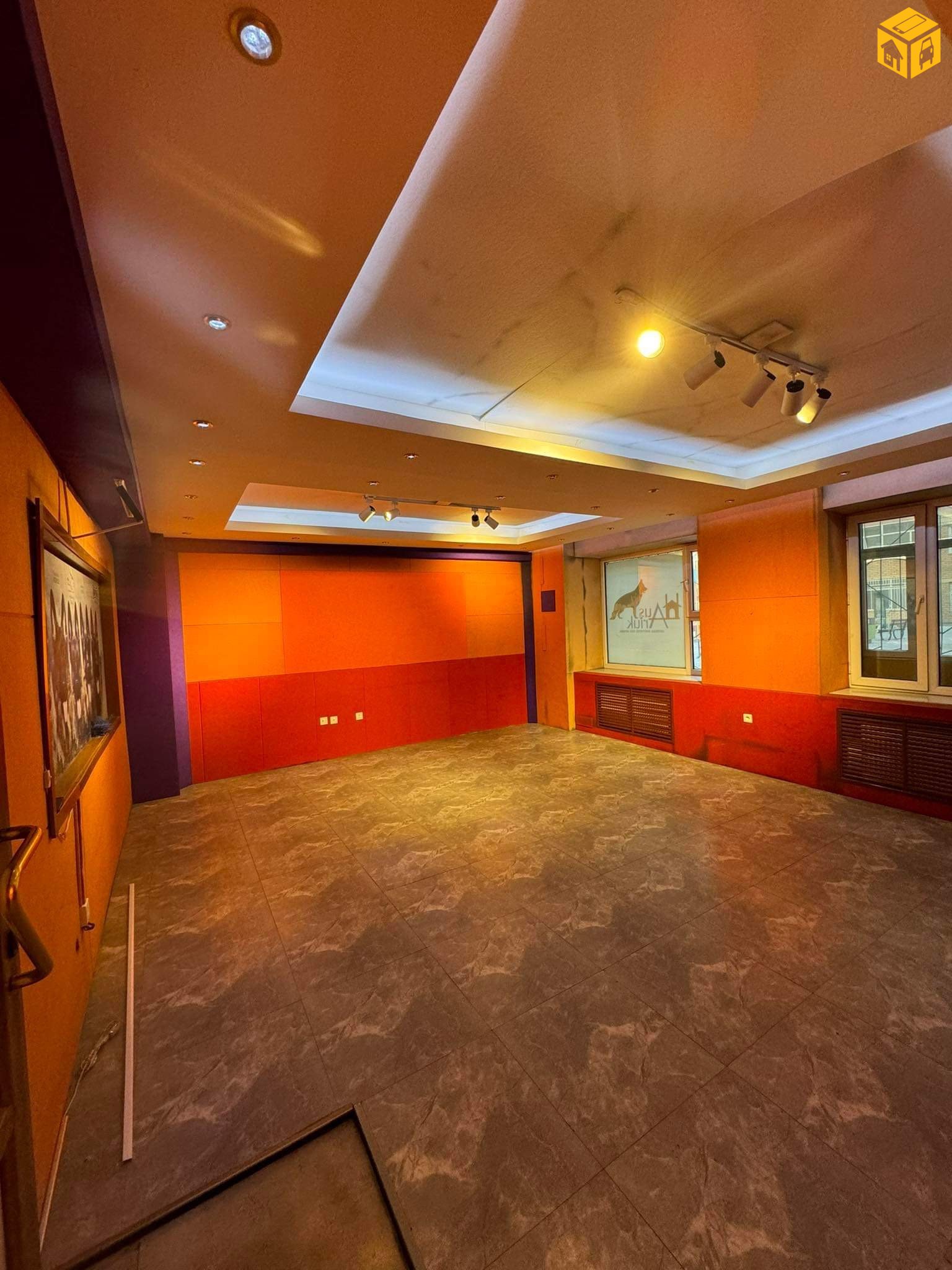 Үл хөдлөх түрээслүүлнэ Худалдаа, үйлчилгээний талбай түрээслүүлнэ