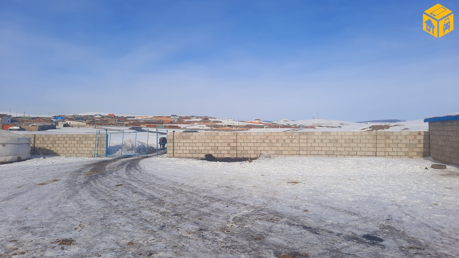 Үл хөдлөх зарна Хашаа байшин