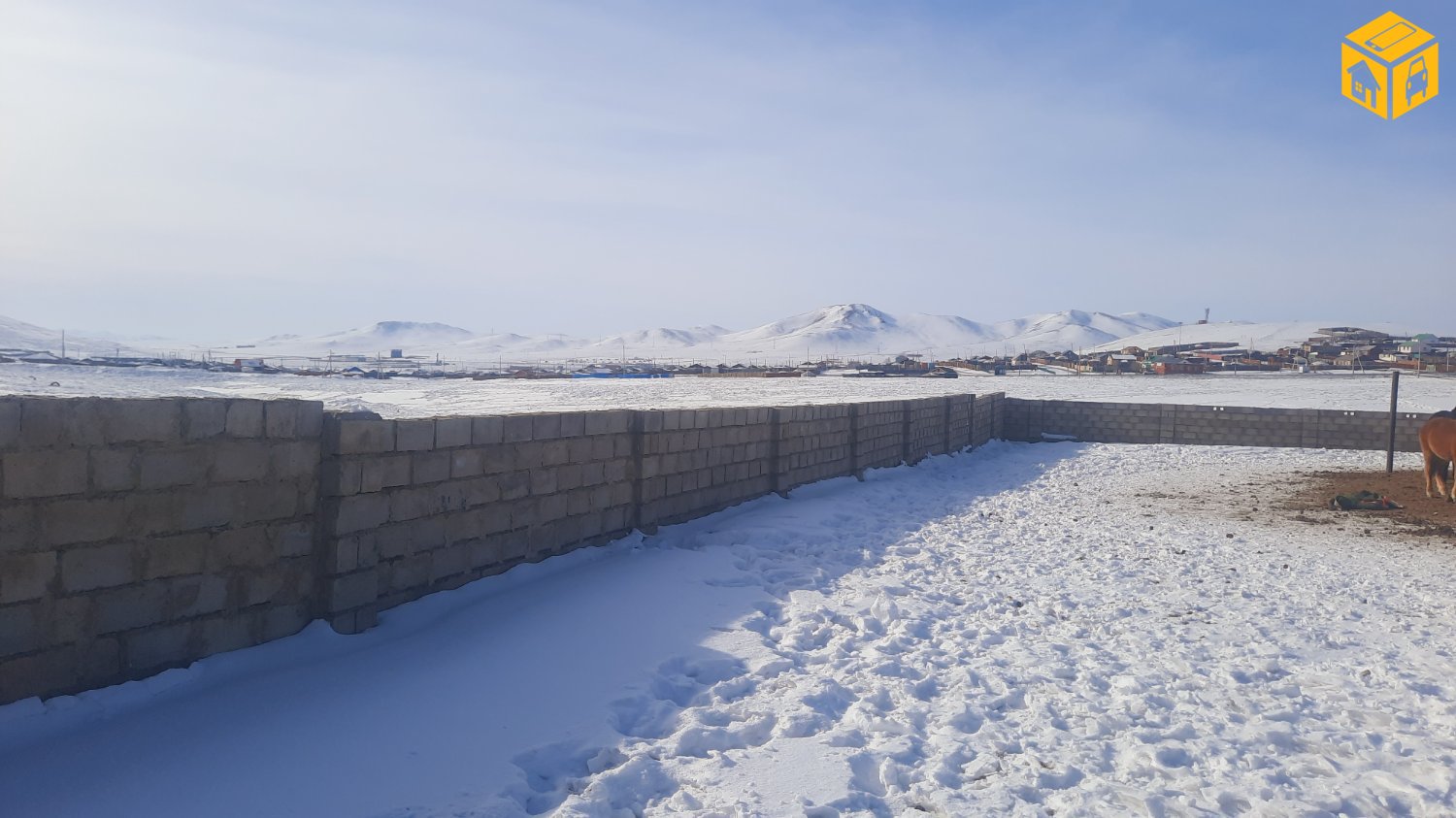 Үл хөдлөх зарна Хашаа байшин