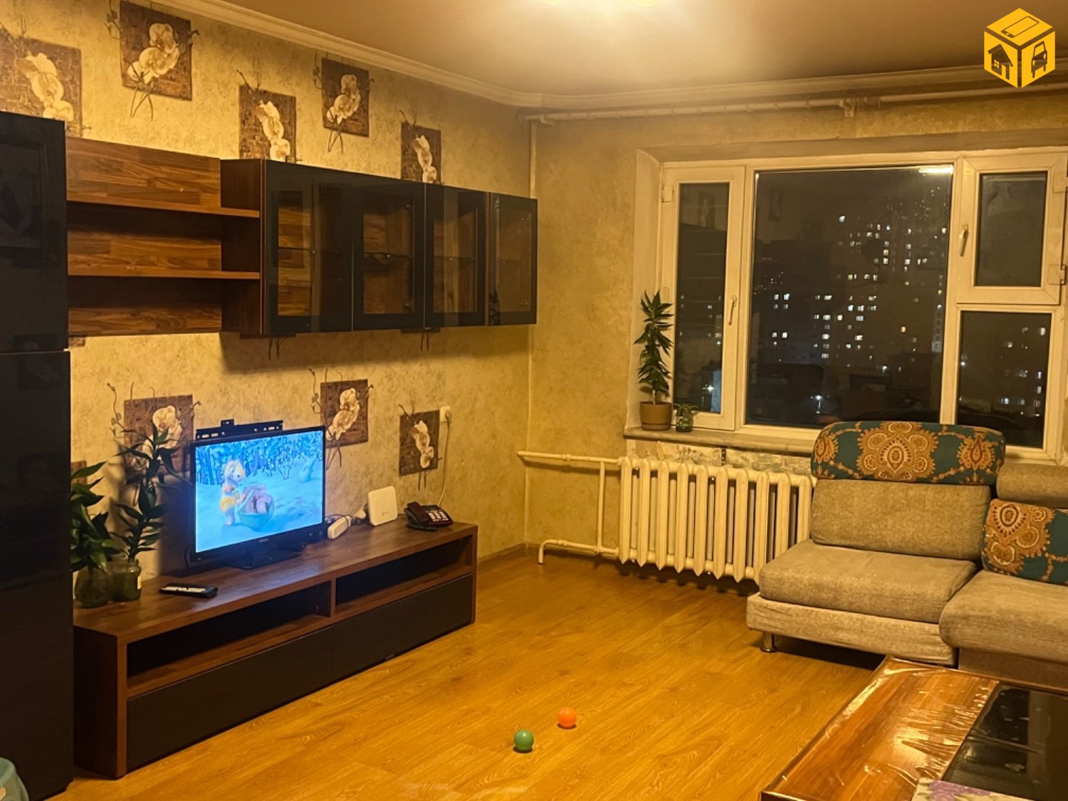 Орон сууц түрээслүүлнэ 2 өрөө