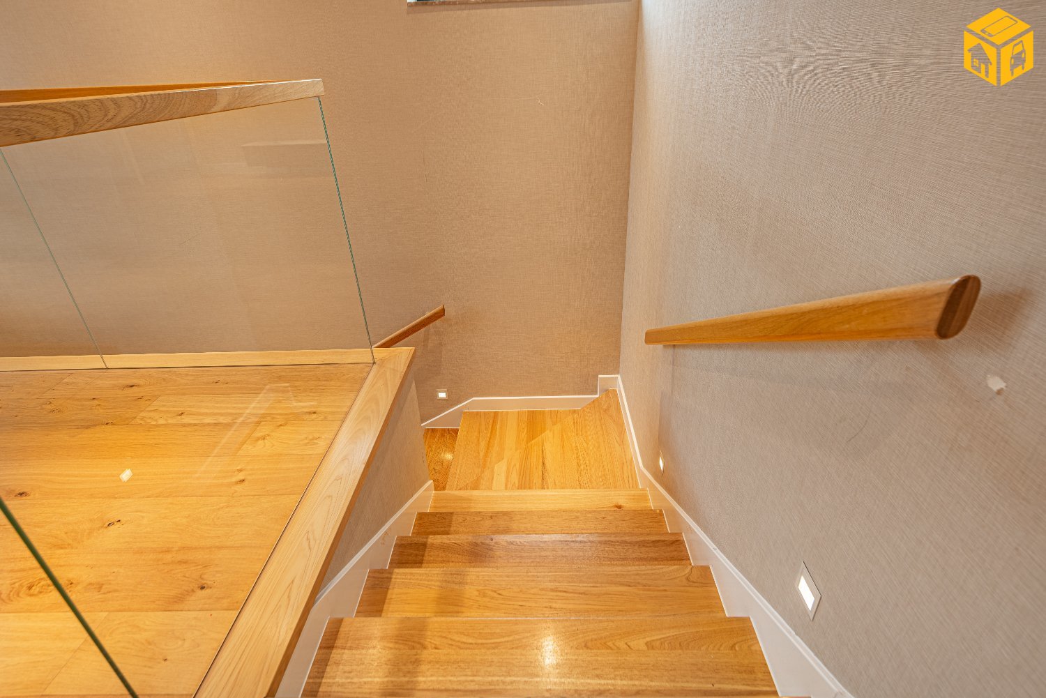 Үл хөдлөх зарна АОС, хаус, зуслан