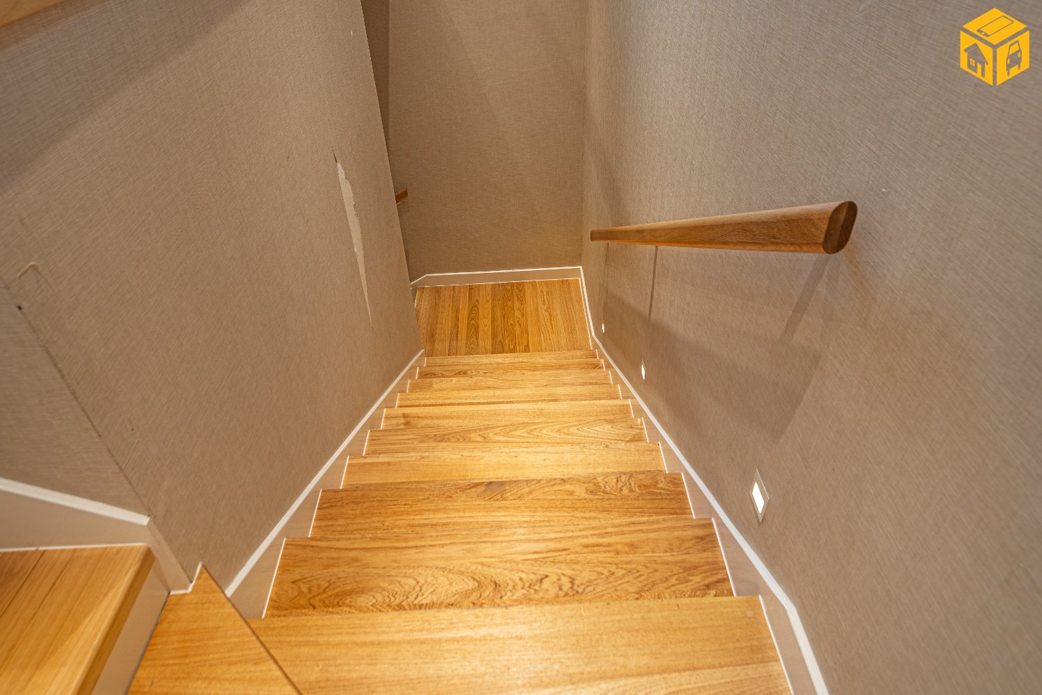 Үл хөдлөх зарна АОС, хаус, зуслан