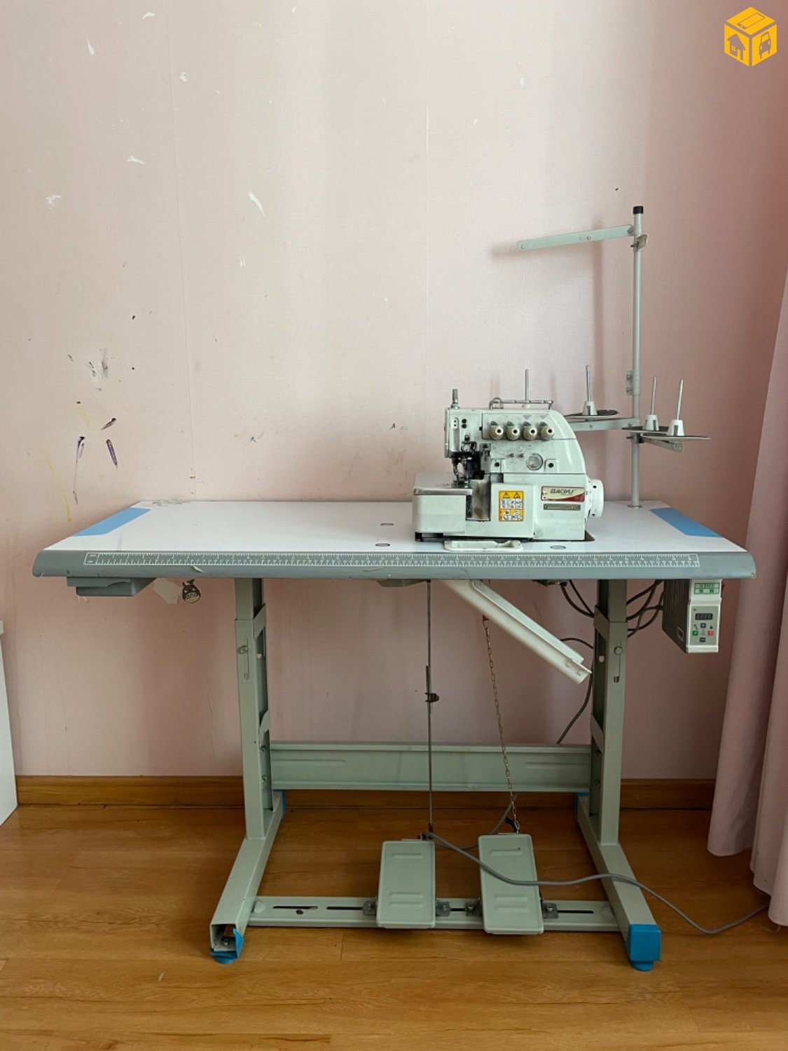 Оёдлын машин зарна