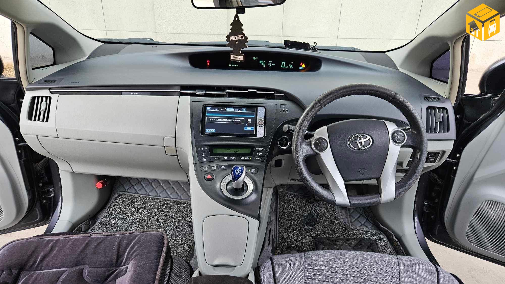 Toyota Prius 30