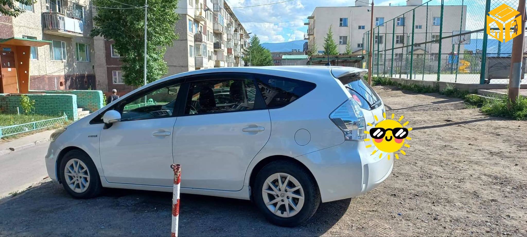 Toyota Prius 40. 41