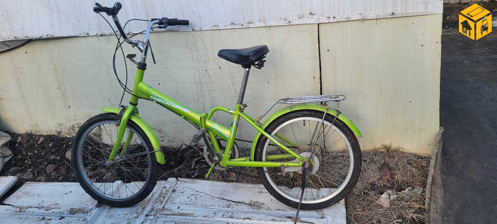 Солонгос унадаг дугуй зарна. Бүх насныхан унах боломжтой гэр бүлийн загварын дугуй, эвхэгддэг.