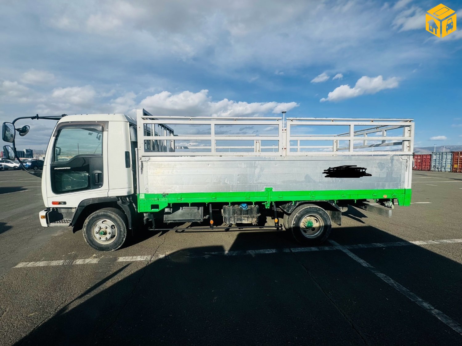 Ачааны машин Isuzu