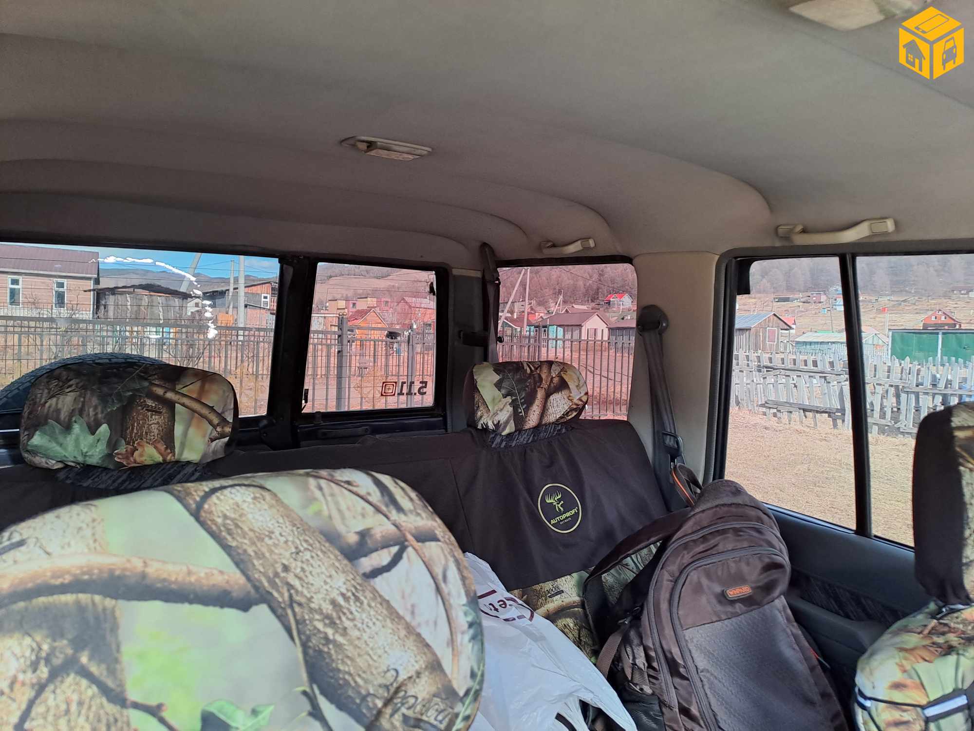 Toyota Landcruiser 77