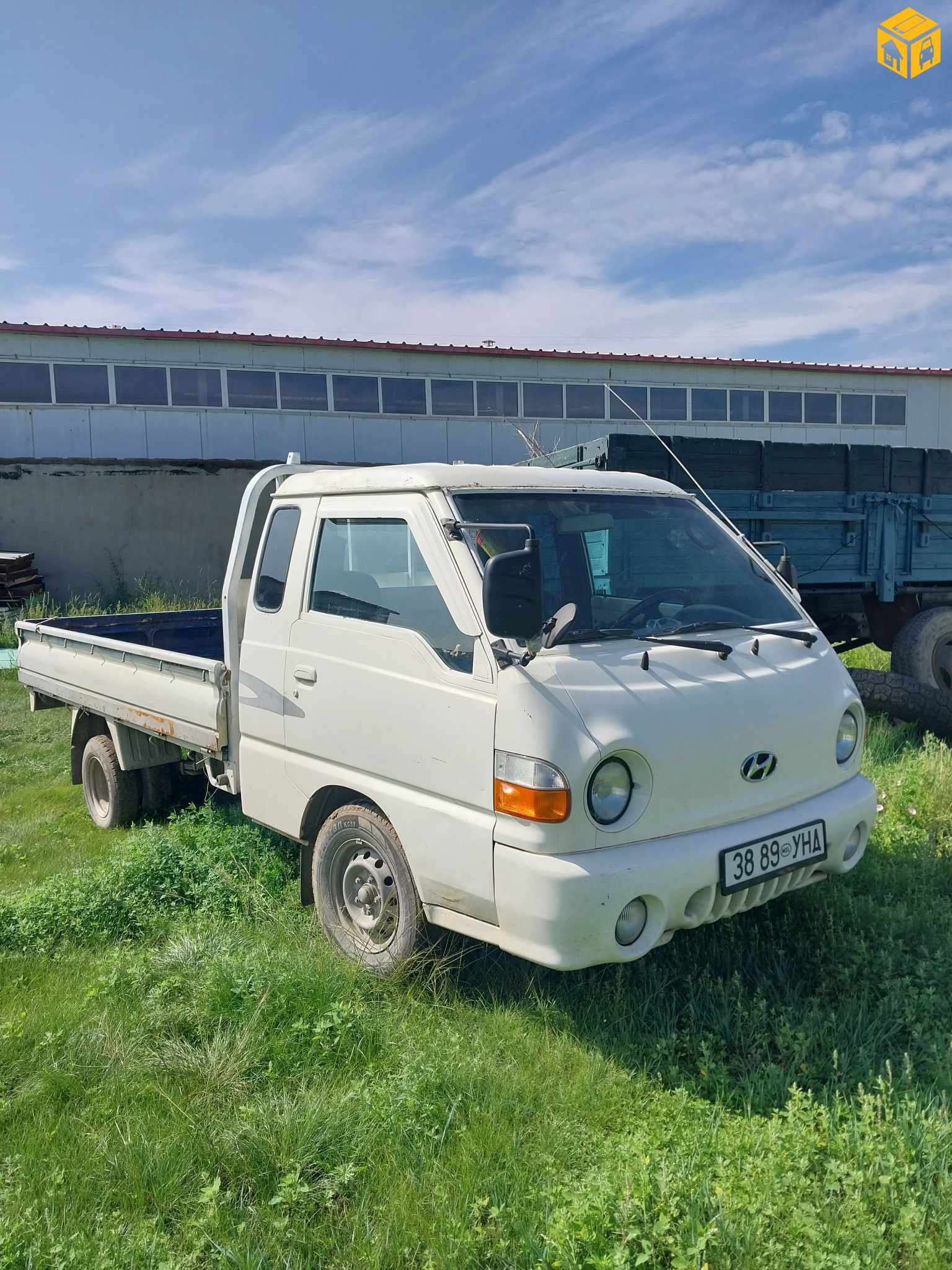 Ачааны машин Hyundai