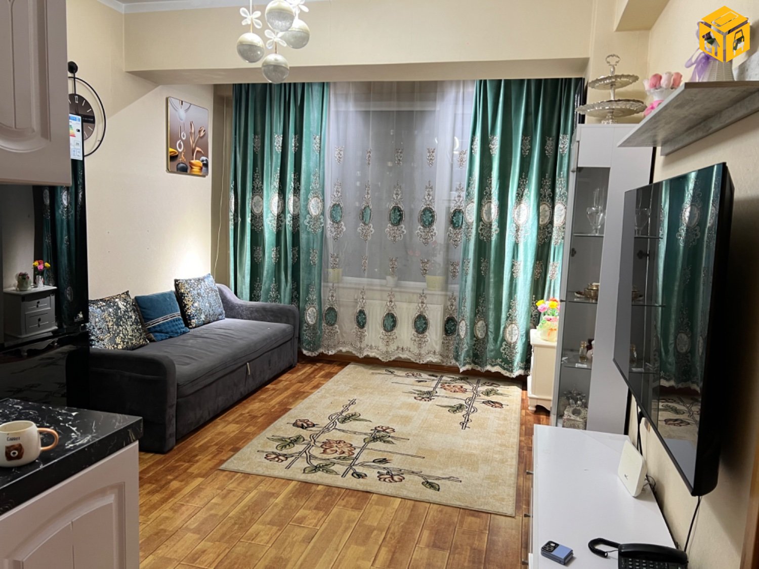 Орон сууц 2 өрөө