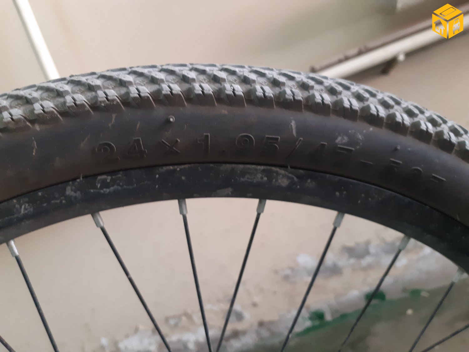 Унадаг дугуй зарна