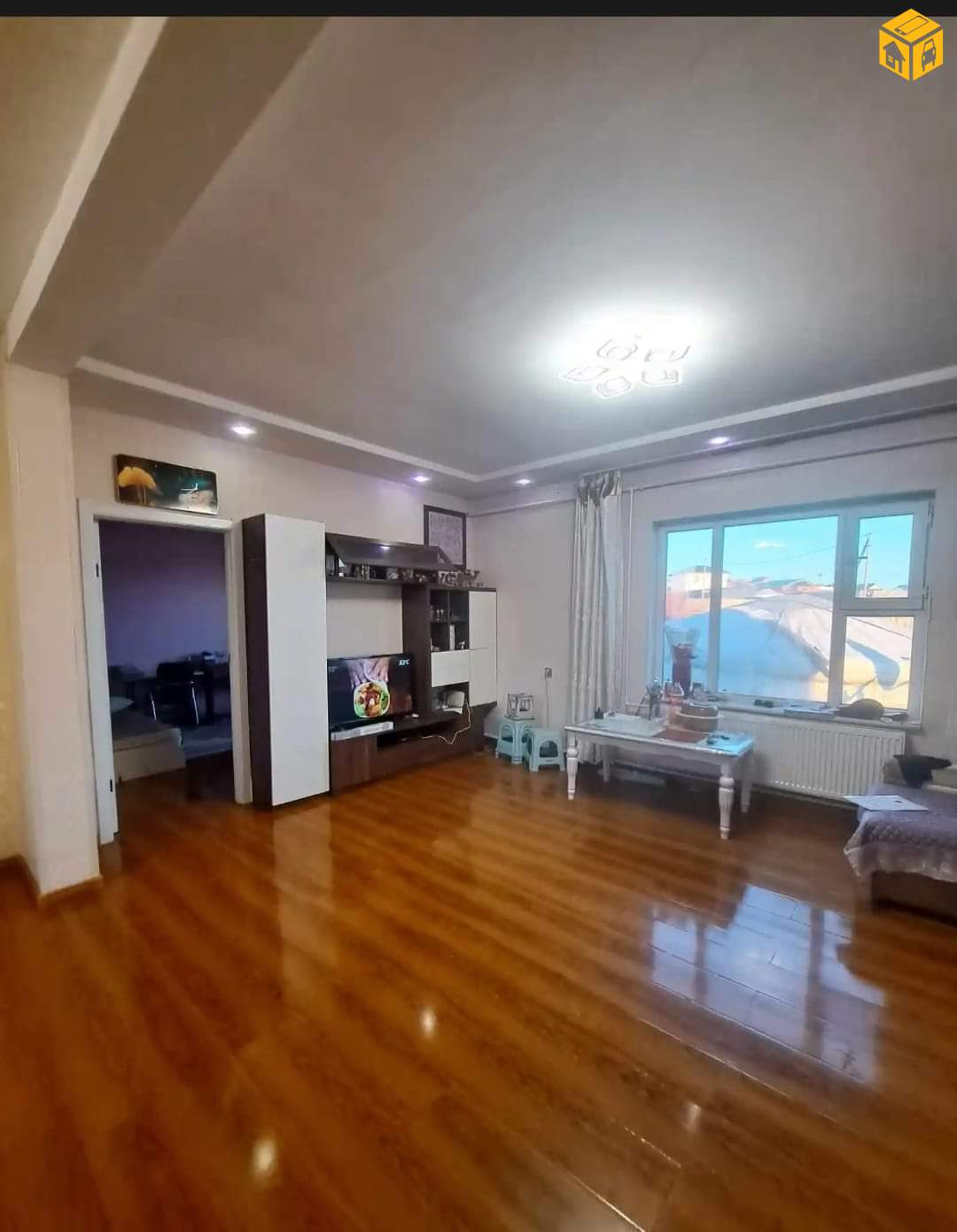 Үл хөдлөх зарна Хашаа байшин