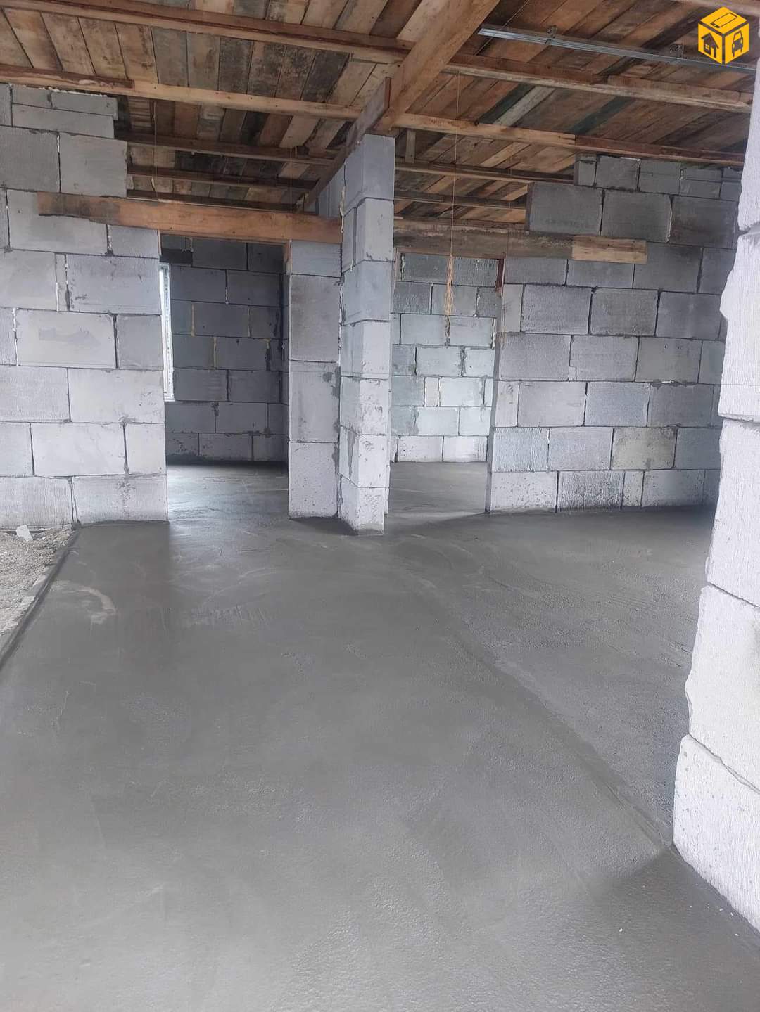 Үл хөдлөх зарна Хашаа байшин