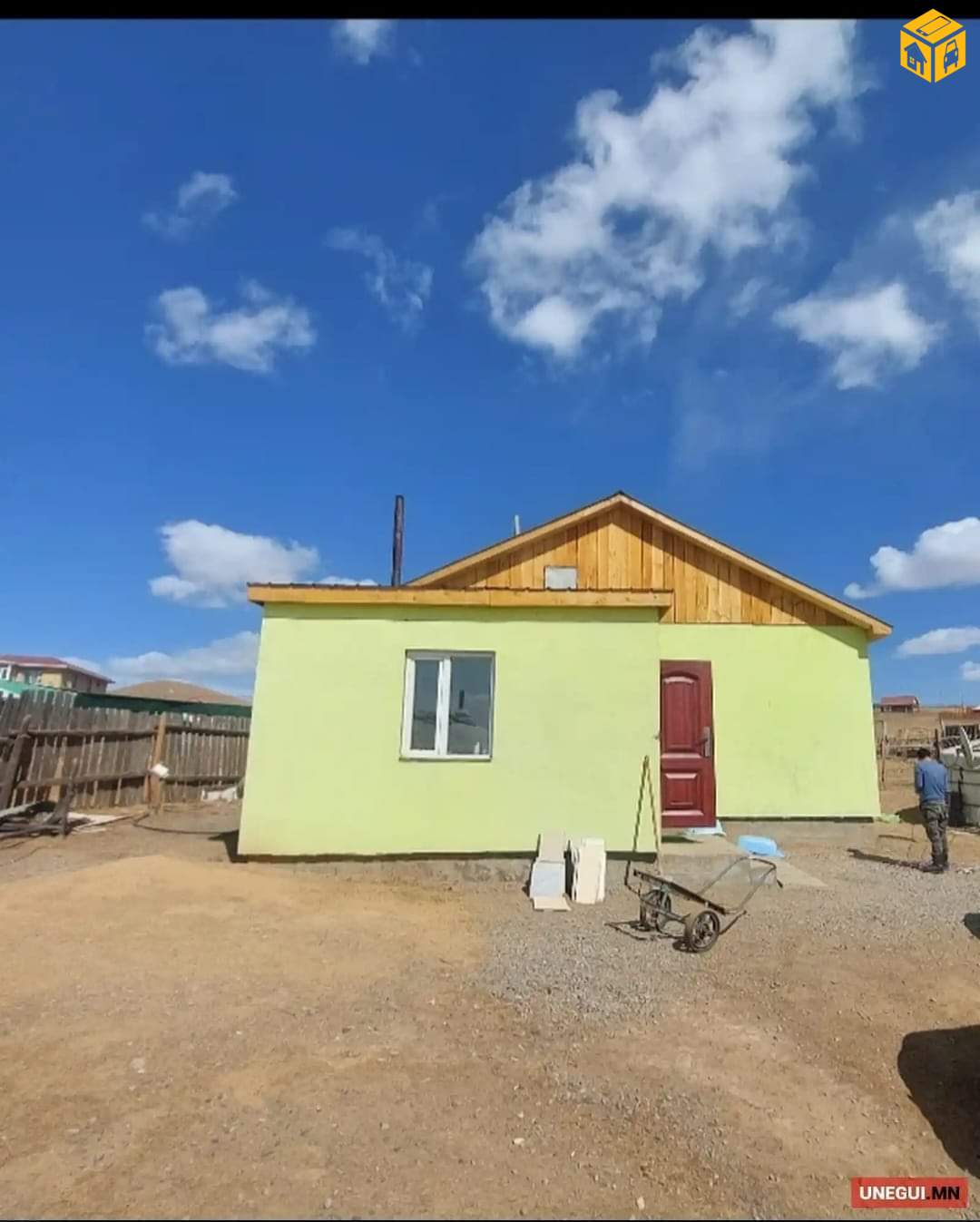 Үл хөдлөх зарна Хашаа байшин