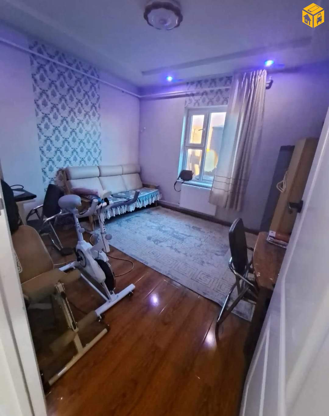 Үл хөдлөх зарна Хашаа байшин