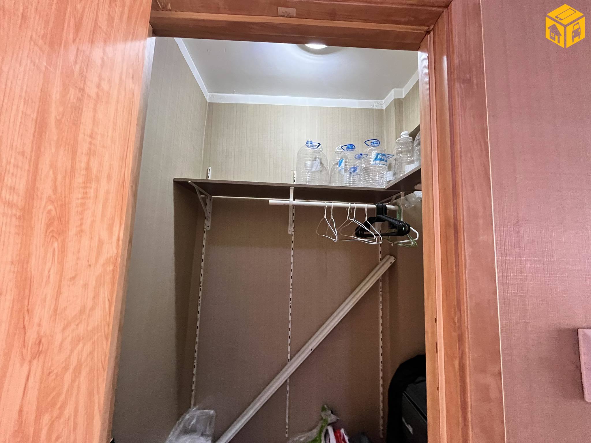 Орон сууц 1 өрөө