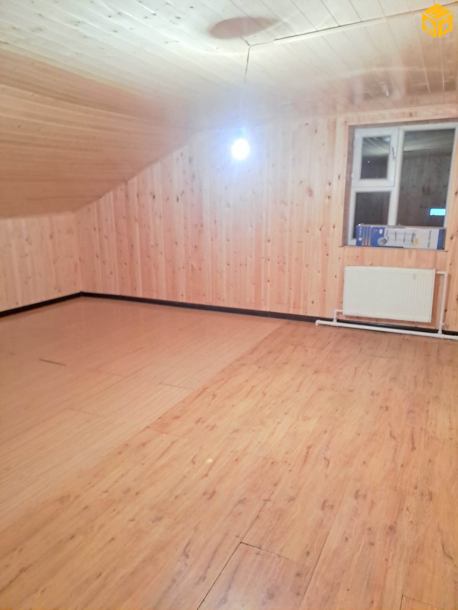 Үл хөдлөх зарна Хашаа байшин