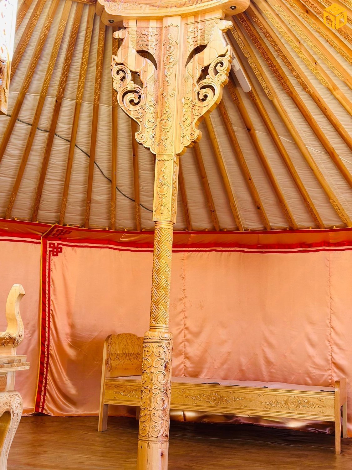 Сийлбэртэй 8 ханатай бүтэн тавилгатай гэр зарна