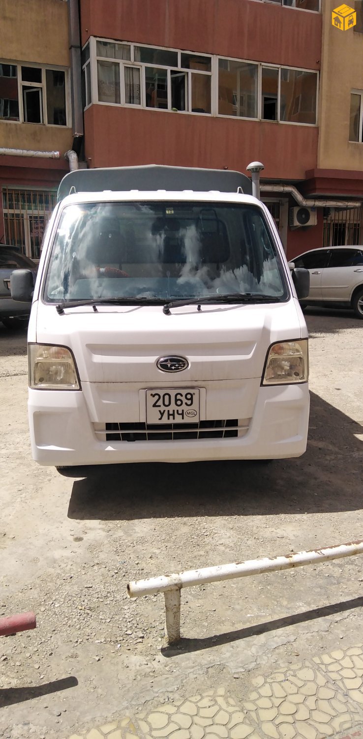 Ачааны машин Subaru