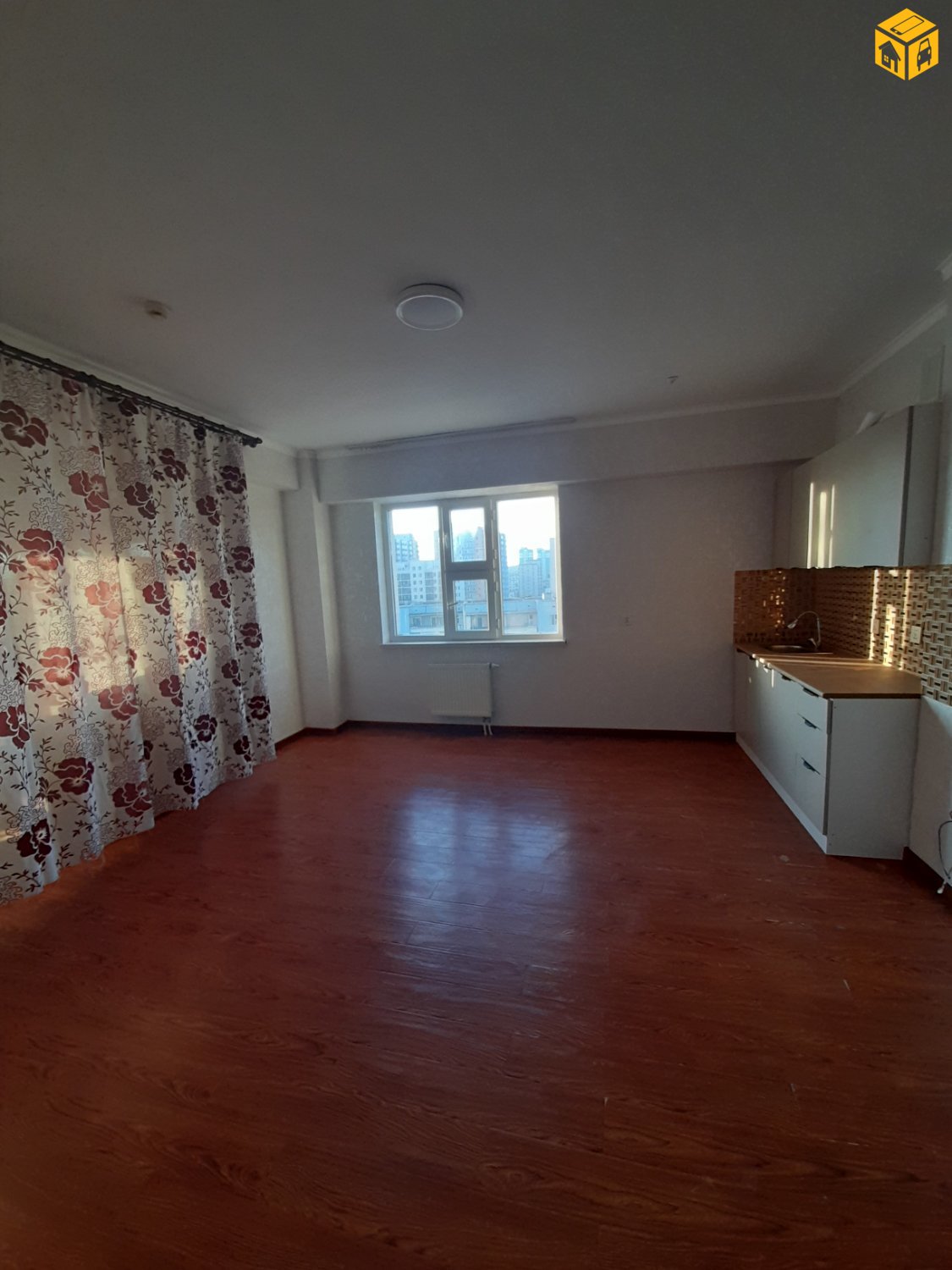 Орон сууц түрээслүүлнэ 1 өрөө