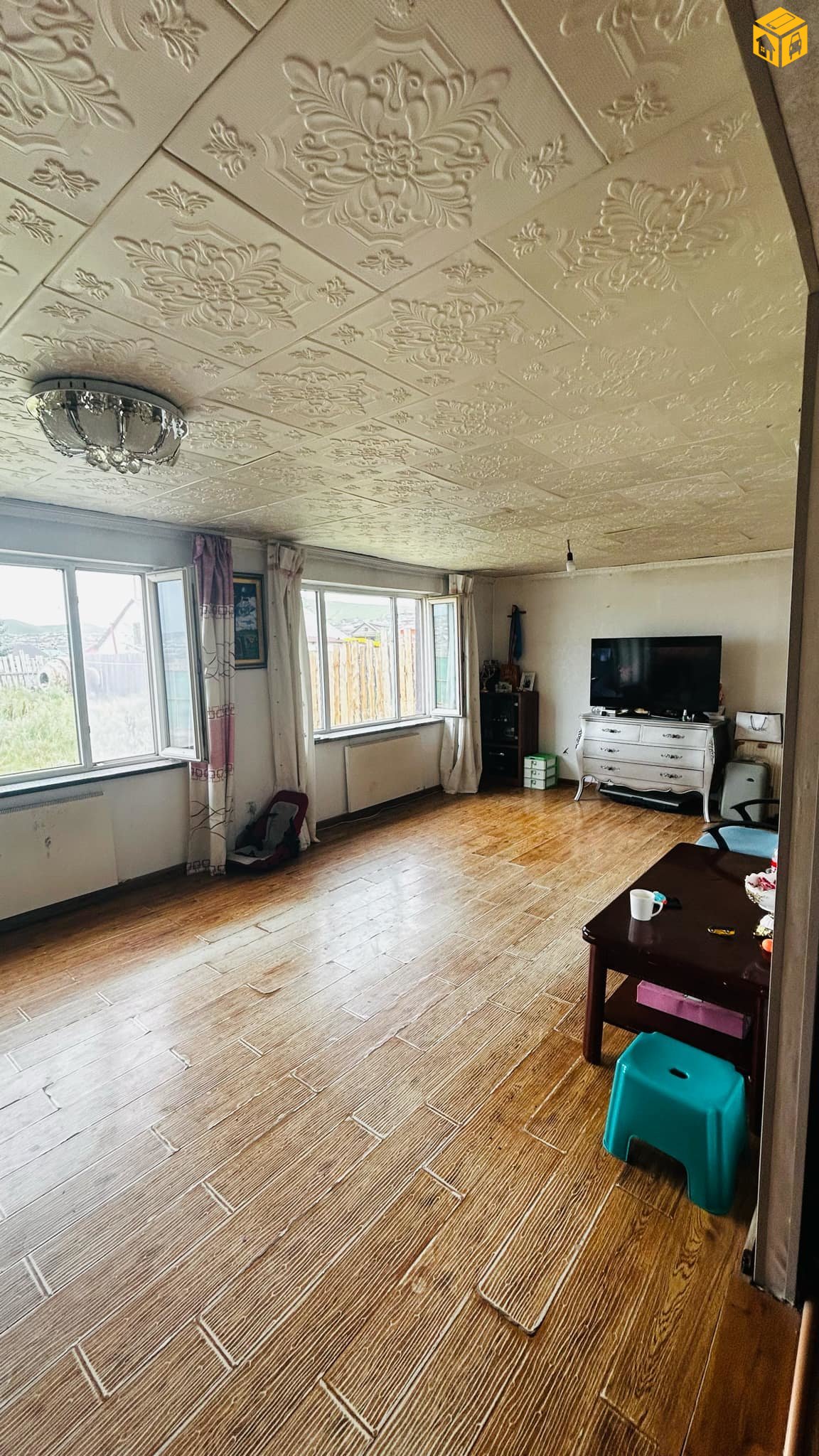 Үл хөдлөх зарна Хашаа байшин