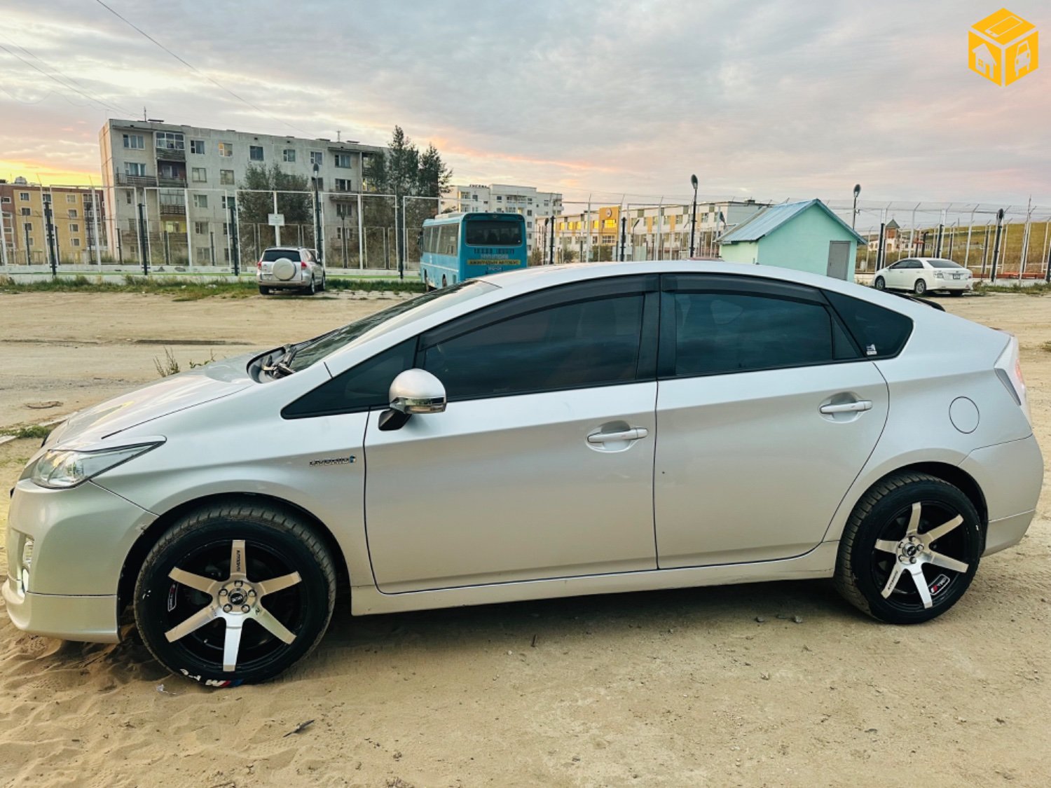 Toyota Prius 30