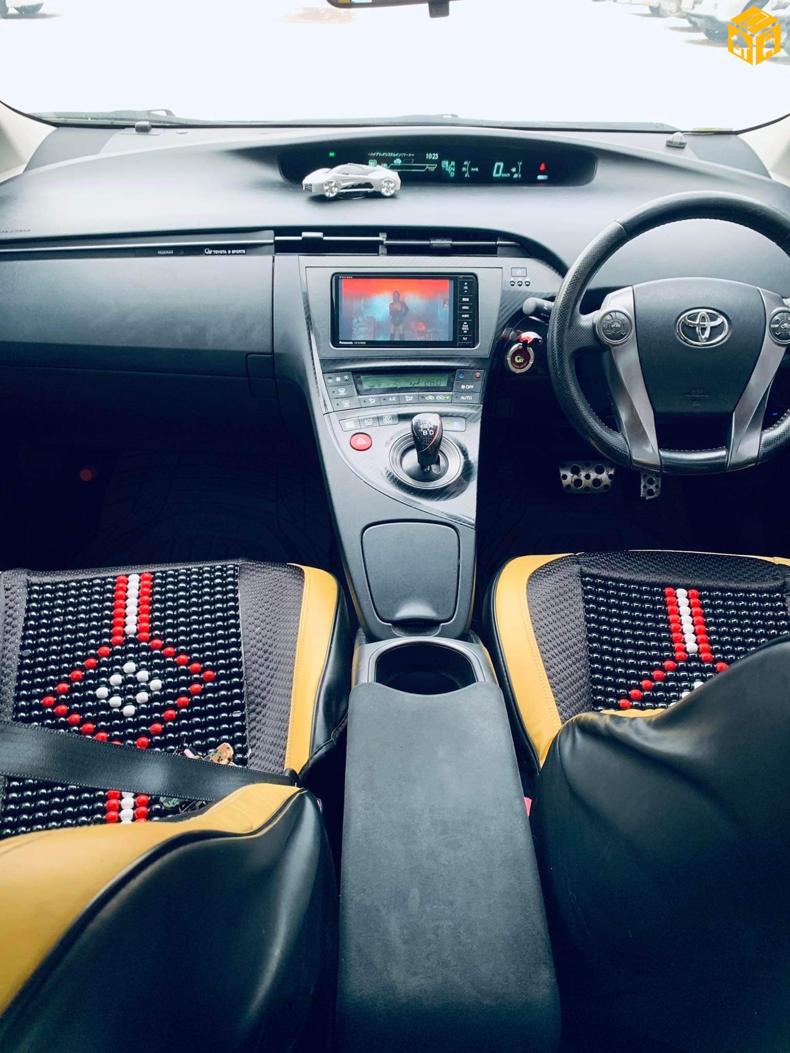 Toyota Prius 30