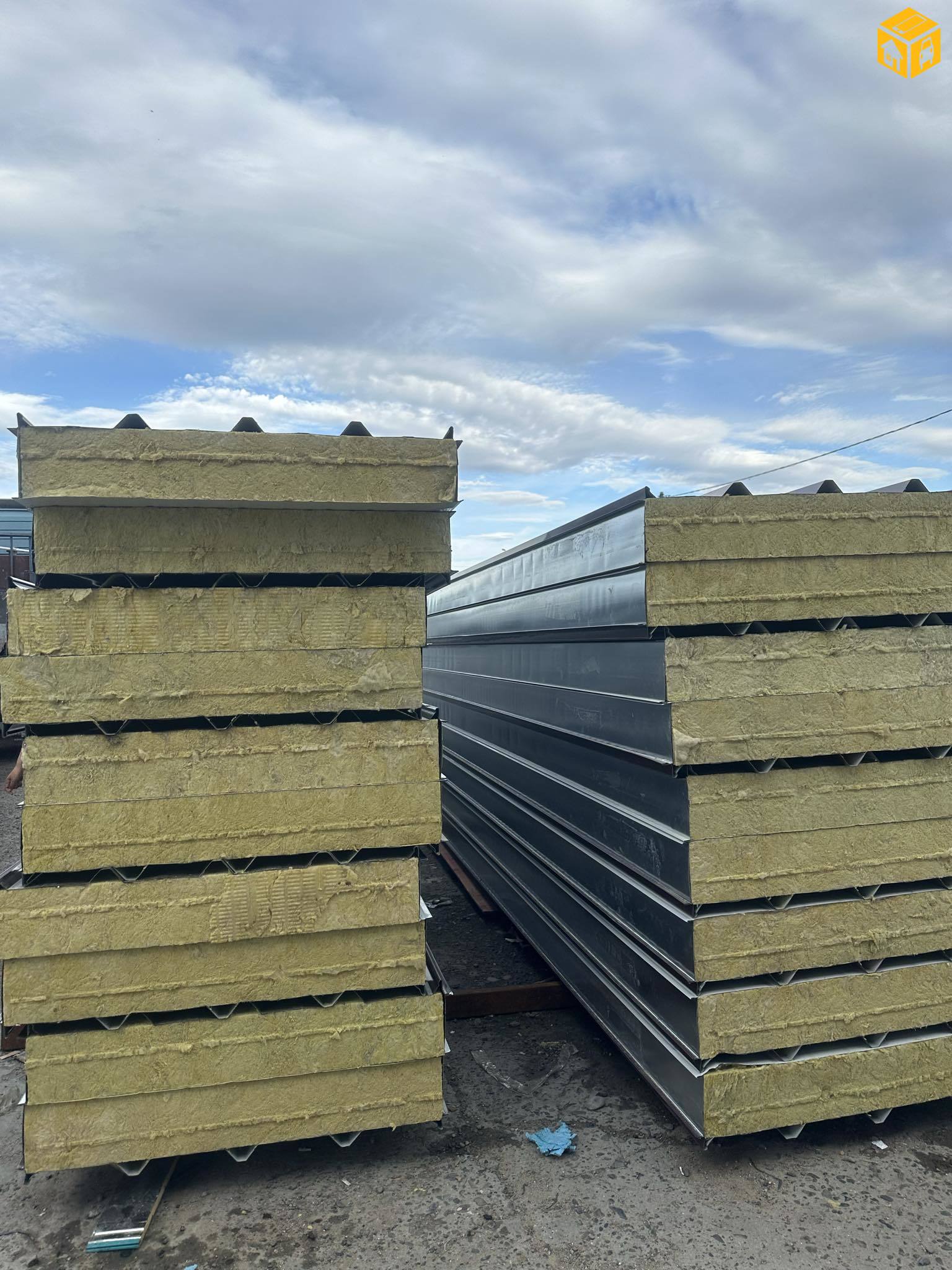 Шилэн хөвөн сэндвич хавтангийн захиалга авч байна