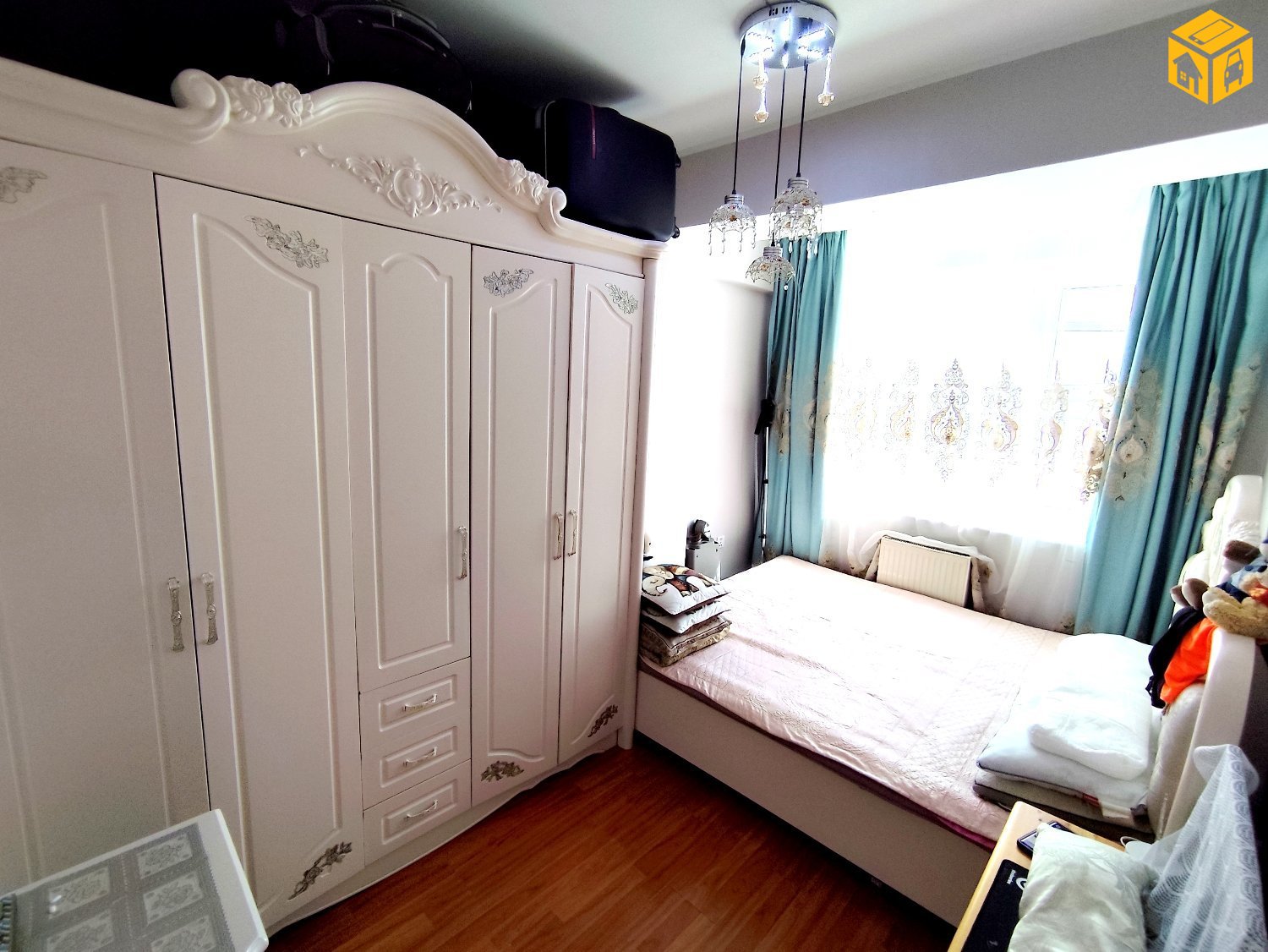 Орон сууц 2 өрөө