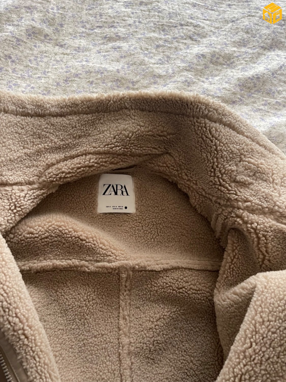 Өмсөхгүй хадаглаад байгаа болхоор хэрэгтэй хүнд нь 😌