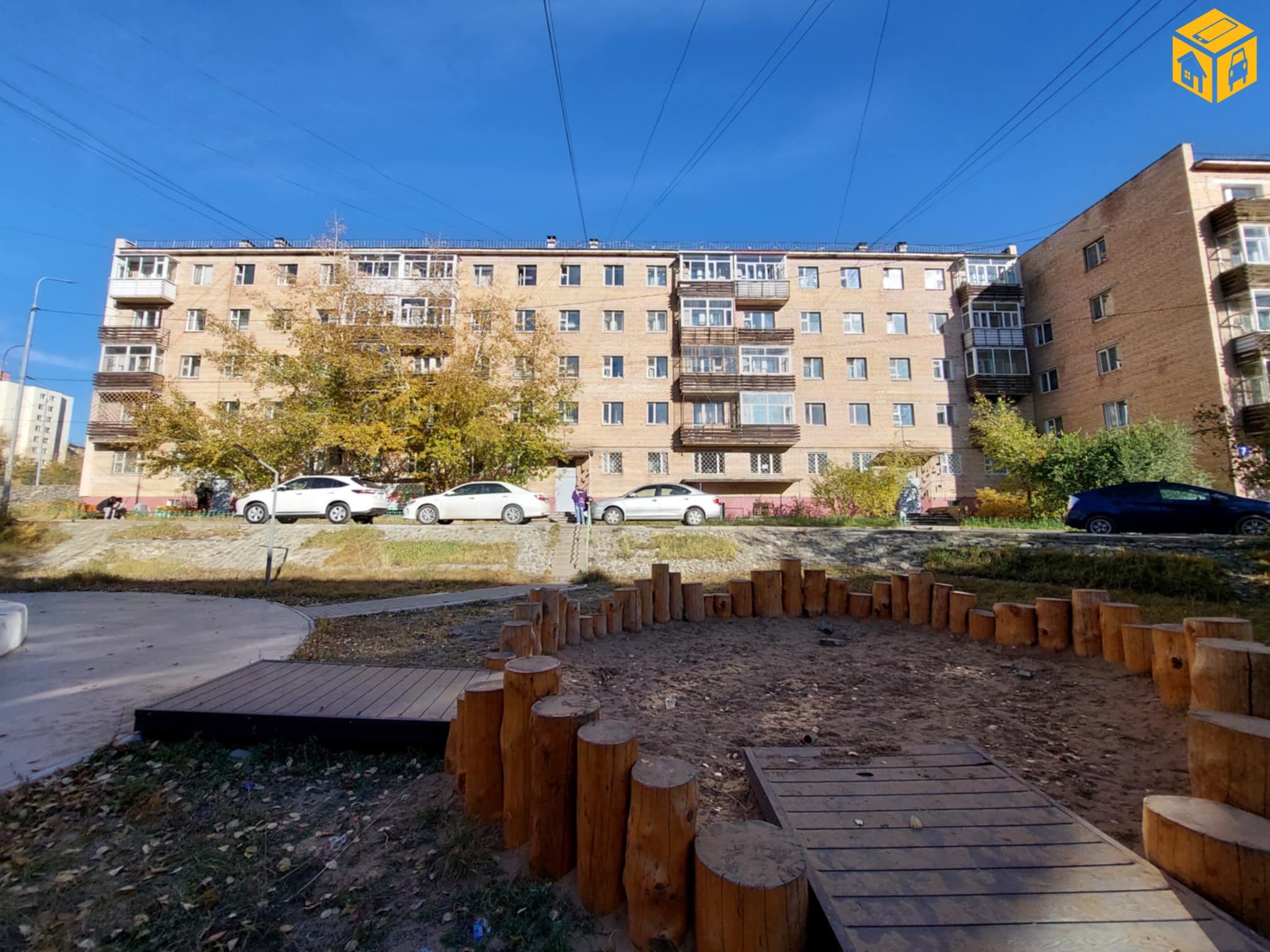 Орон сууц 3 өрөө