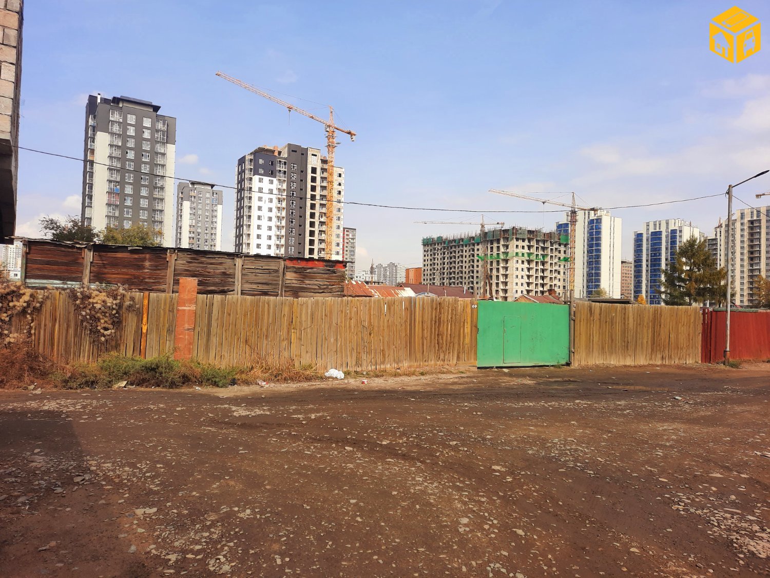 Үл хөдлөх зарна Газар