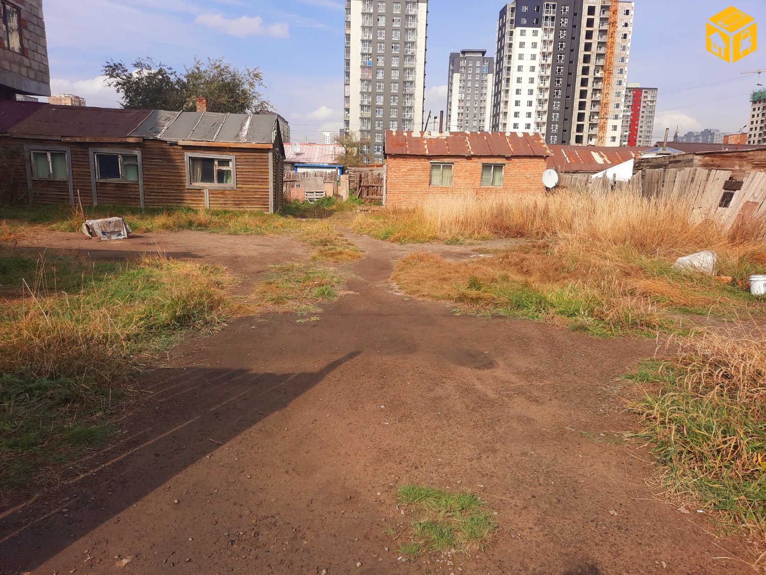 Үл хөдлөх зарна Газар